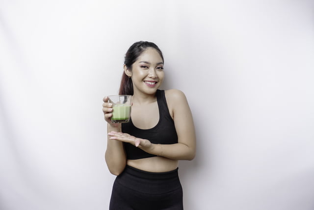 Vitamin C Supplement: The Benefits of Saluyot