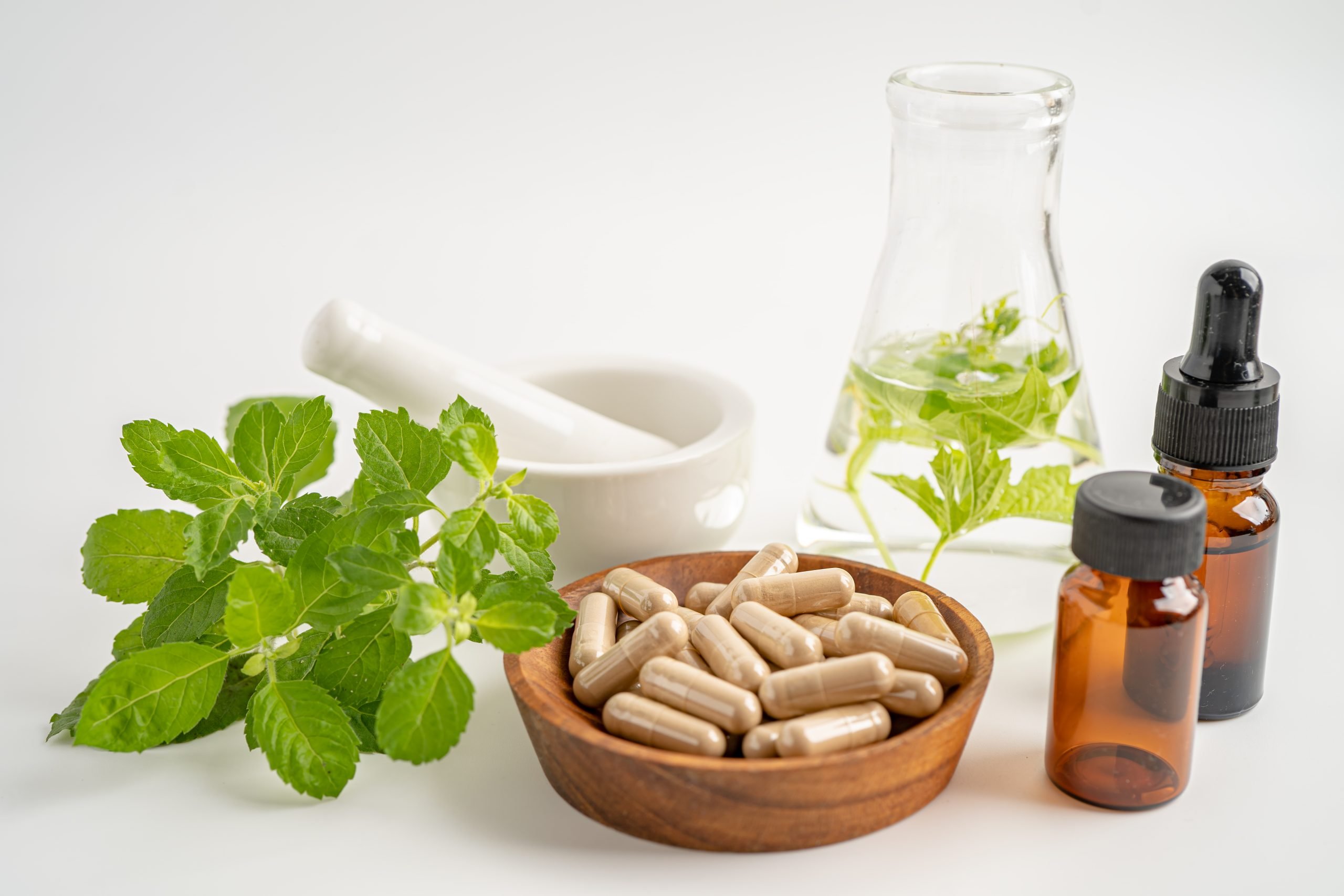 Vitamin C Supplement: Mahalagang Sustansya ng Saluyot